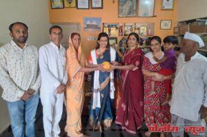 लोहारा येथील प्रगतशील शेतकरी श्याम सोनटक्के यांच्या फार्मला डॉ. अच॔नाताई पाटील चाकूरकर यांची सदिच्छा भेट