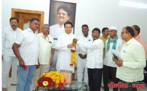 माजी मंत्री आमदार अमित विलासराव देशमुख यांनी बाभळगाव निवासस्थानी घेतली पदाधिकारी नागरिकांच्या भेटी