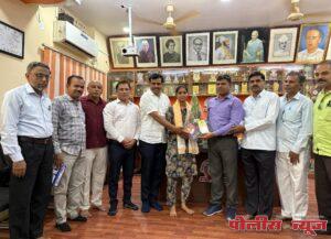 कु. स्वरांजली मुंडे हिची आयआयटी इंदोर साठी निवड, महाविद्यालयाच्या वतीने सत्कार