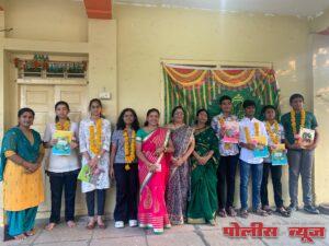 निस्वार्थ सेवाभावी संस्थेमार्फत गुणवंत विद्यार्थ्यांचा सत्कार