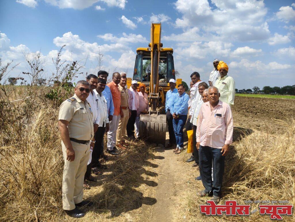 हेर येथे सस्ती आदालत कार्यक्रमात: शिवरस्ता व पाणंद रस्त्यांच्या प्रश्नावर ६१ तक्रार अर्ज सादर. १९ अर्ज निकाली काढण्यात आले.