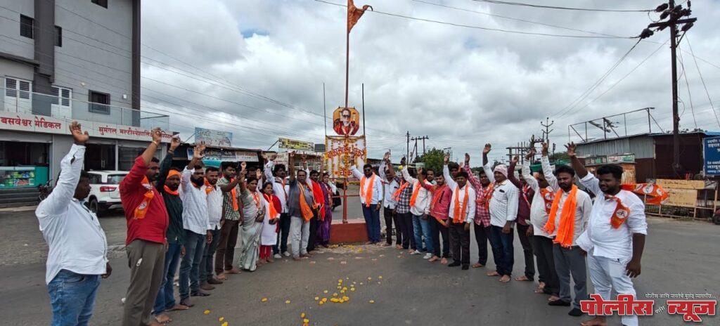 शिवसेनेचे वतीने वर्धापन दिन साजरा.