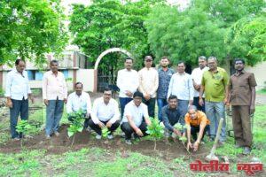 वृक्षारोपण बरोबर वृक्ष संवर्धन काळाची गरज - प्राचार्य डॉ. संजय अस्वले