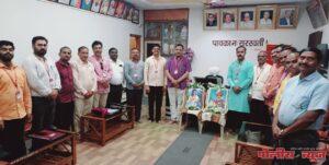 महात्मा फुले महाविद्यालयात कविकुलगुरु कालिदास आणि राजर्षी शाहू महाराजांना अभिवादन