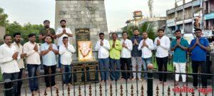 राष्ट्रमाता राजमाता जिजाऊ मासाहेब यांच्या स्मृती दिवसानिमित्त छत्रपती शिवाजी महाराज चौक येथे, अभिवादन व मानवंदना