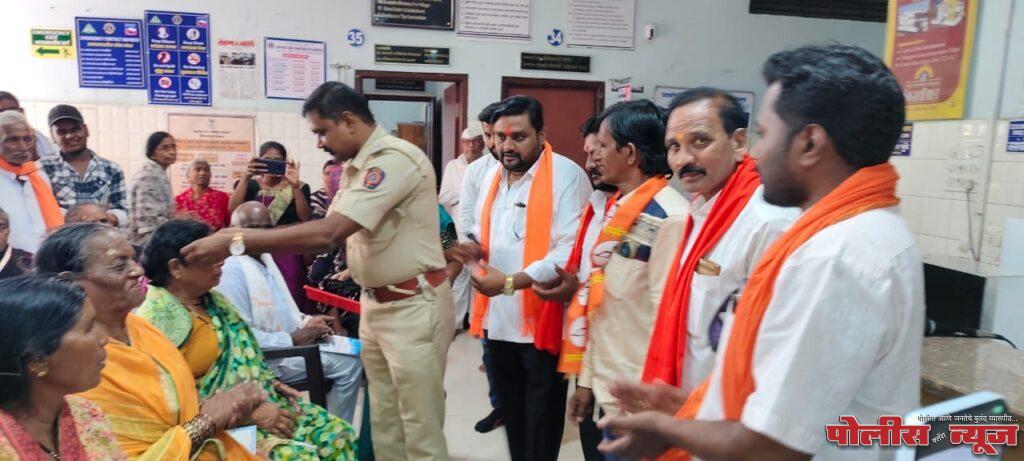 सामाजिक उपक्रमाने शिवसेनेच्या वतीने ना. आबिटकर यांचा वाढदिवस साजरा