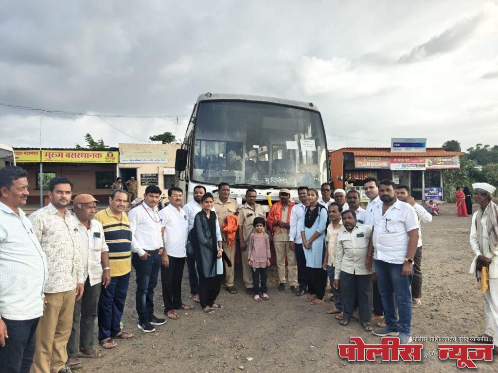 विद्यार्थ्यांची अडचण दुर झाली,भुयार चिंचोली मार्गे बस सेवा पूर्ववत चालु