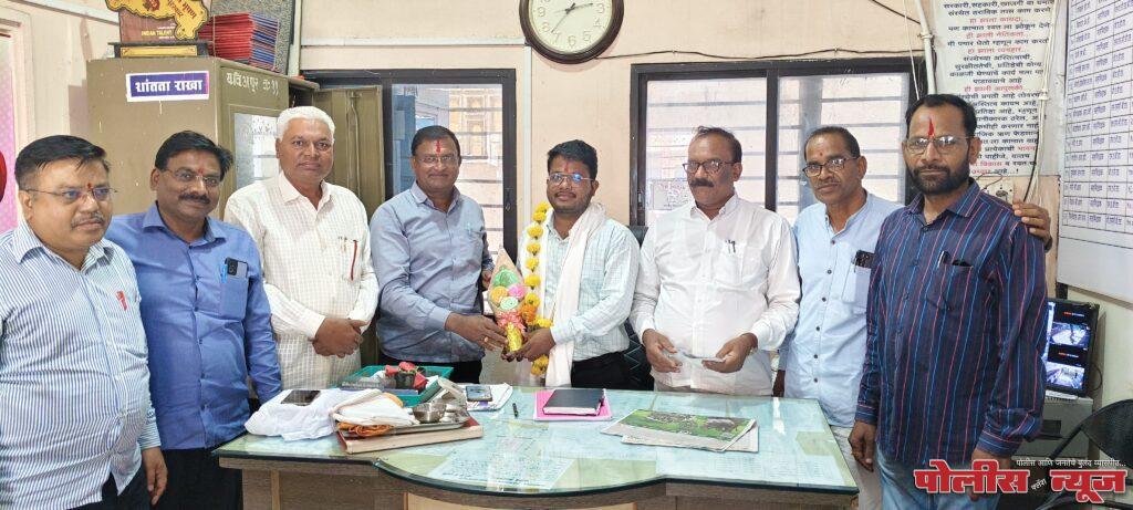 उपशिक्षणाधिकारी गजानन तुरनर यांनी केले यशवंत कलाविभागाचे कौतुक