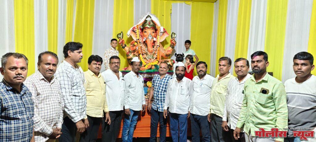 हाळीचा राजा व्यापारी गणेश मंडळाच्या वतीने सामाजिक उपक्रम राबवणार, श्री गणेश मूर्ती प्राणप्रतिष्ठा संपन्न.