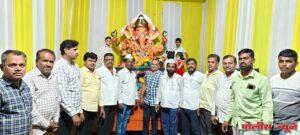 हाळीचा राजा व्यापारी गणेश मंडळाच्या वतीने सामाजिक उपक्रम राबवणार, श्री गणेश मूर्ती प्राणप्रतिष्ठा संपन्न.