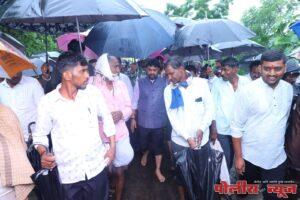तात्काळ पंचनामे करून ग्रामस्थांना मदत करण्याच्या प्रशासनास आमदार संजय बनसोडे यांचे सूचना