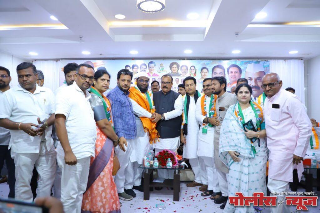 युवा सामाजिक कार्यकर्ते इम्रोज सलीम पटवेगर यांचा काँग्रेस पक्षात प्रवेश