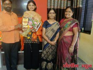 प्रणिता होळसंबरे यांची भूमी अभिलेख उपाधीक्षक निवड माने परिवाराकडून सत्कार