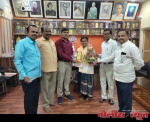 छत्रपती शिवाजी राजे महाविद्यालयाची विद्यार्थिनी स्नेहा सूर्यवंशी यांचा सत्कार संपन्न