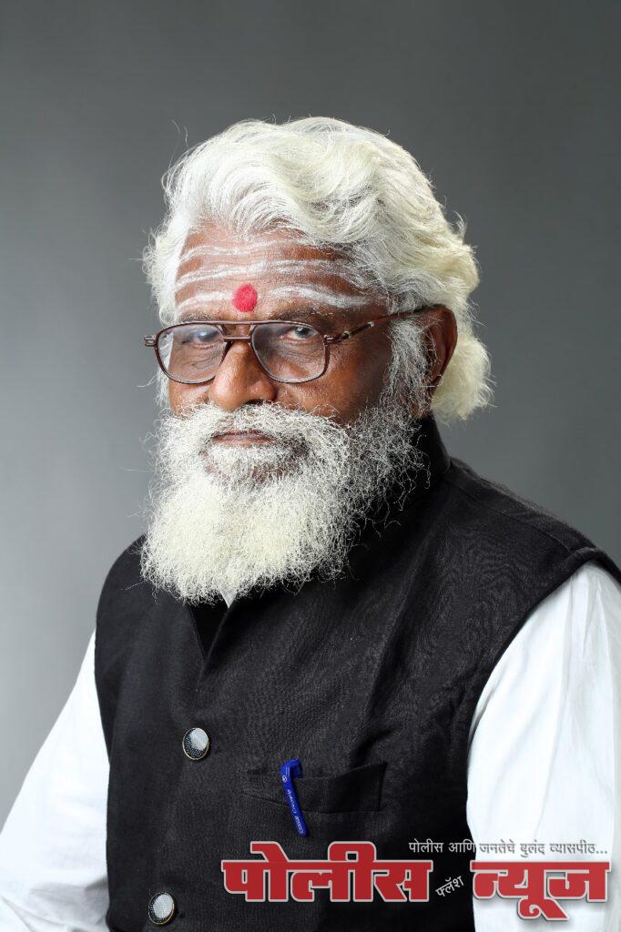 समाज सेवेसाठी संघर्षमय जीवन जगलेला एक ध्येय वेडा शिक्षक गणेश गुळवे सर