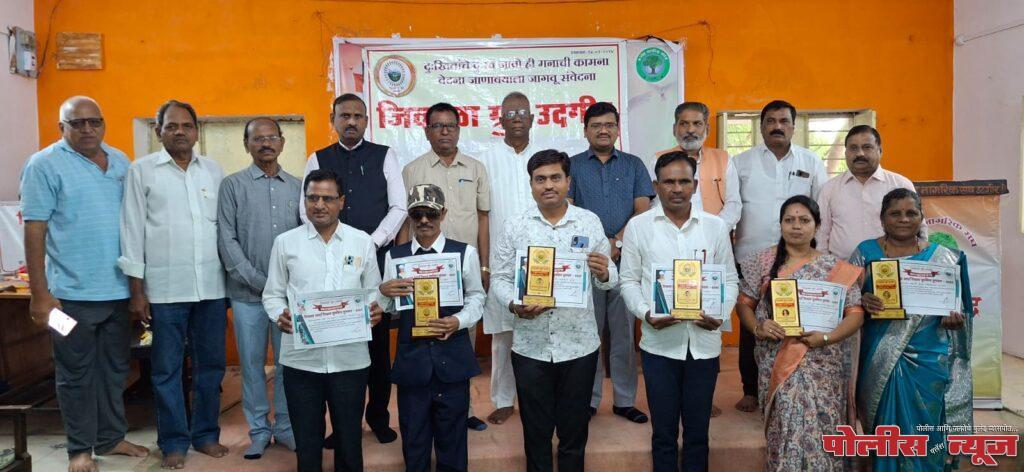 जिव्हाळा ग्रुप च्या वतिने शिक्षक दिन उत्साहात साजरा