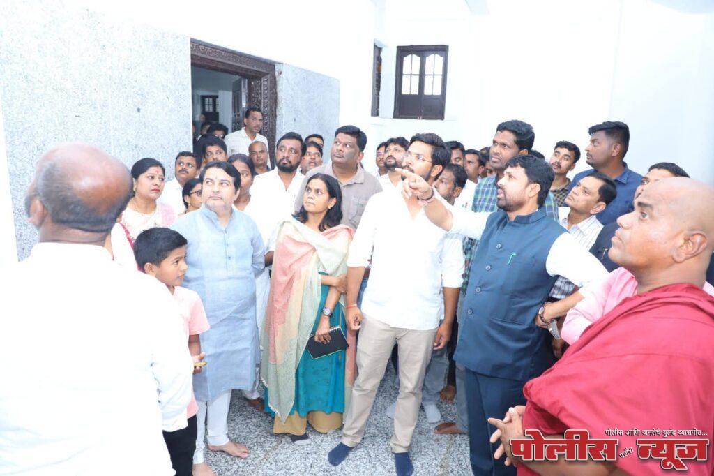 माजी मंत्री आ.संजय बनसोडे यांच्याकडून विश्वशांती बुध्द विहाराची पाहणी