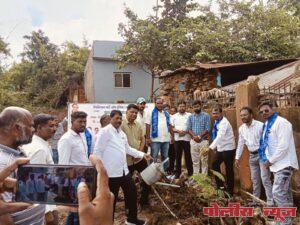 उदगीर येथे रिपाई आठवले च्या वतीने लिंगायत स्मशान भूमी फुलेनगरयेथे वृक्षारोपण