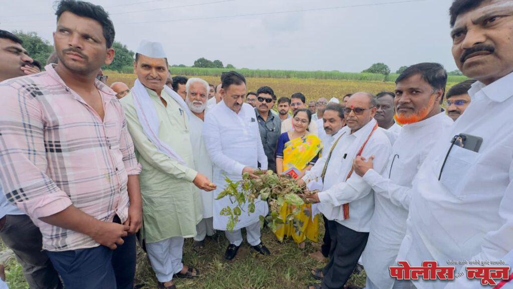 सहकार मंत्री बाबासाहेब पाटील यांचा जळकोट नळेगाव दौरा; पूरग्रस्तांना दिला मदतीचा 'शब्द'