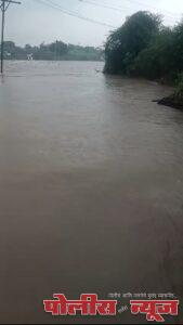 'प्रगती' पथावरील पूल वारंवार पाण्याखाली; उंची वाढवण्याची नागरिकांची मागणी