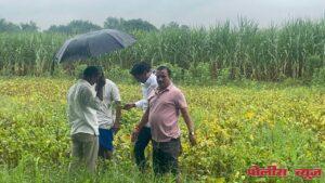 पितृशोक विसरून शेतकऱ्यांसाठी धावले 'शिवसैनिक'!​वडिलांचे निधन झालेले असतानाही संतोष रोडगे यांचा संवेदनशीलतेचा आदर्श