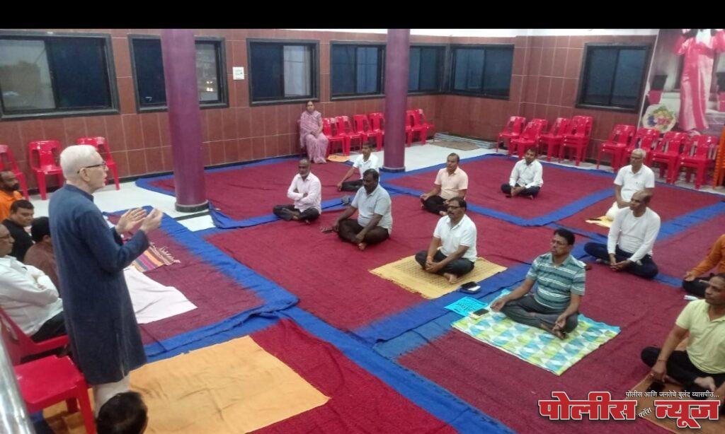 प.पू.कुमारस्वामी प्रार्थना मंदिरामध्ये योग वर्गाची सुरुवात.