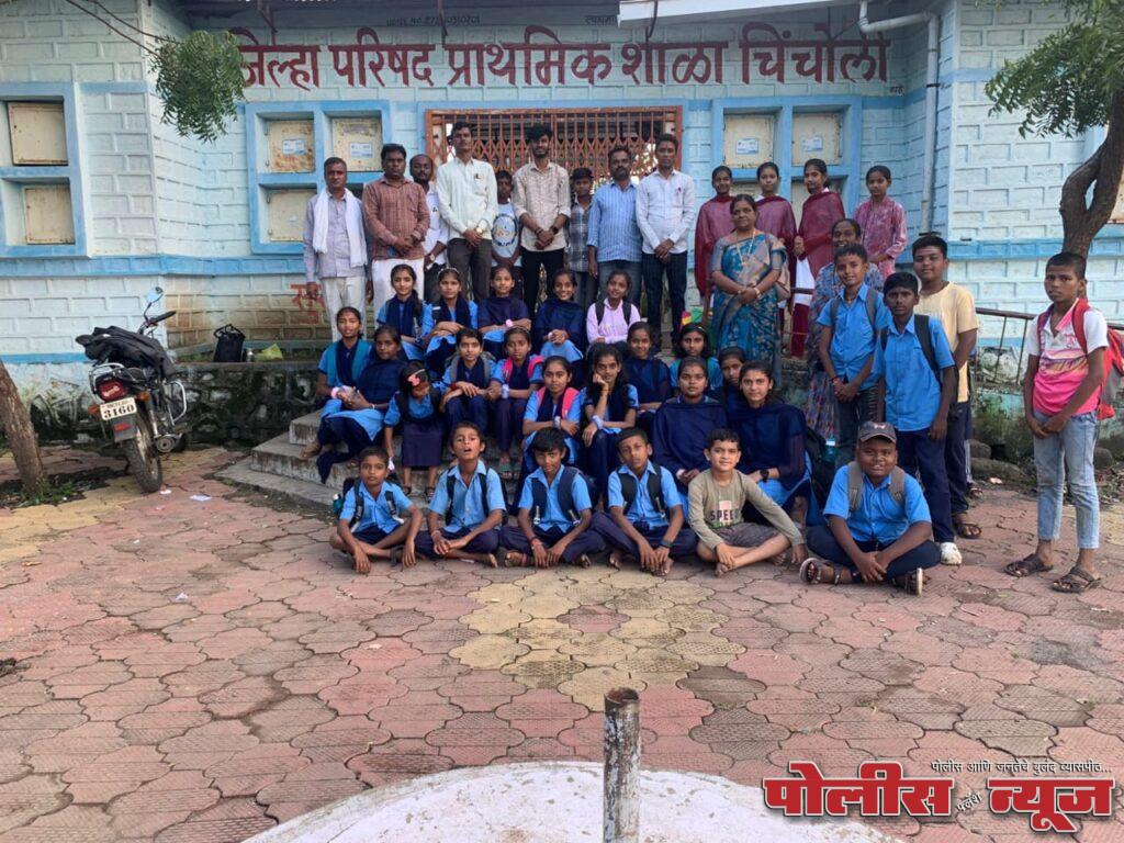 शिक्षकांचा निरोप समारंभ अनं तपसे चिंचोलीच्या विद्यार्थ्यांना अश्रू अनावर…