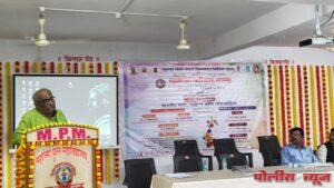 भावी पिढीला कृषी संबंधी ' शब्दकोश' देणे काळाची गरज - प्रा. द. मा.माने