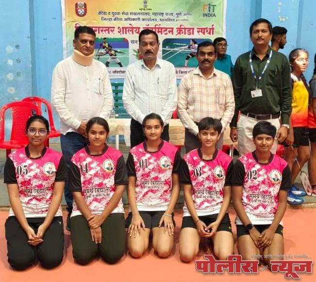 बॅडमिंटन स्पर्धेत समर्थ विद्यालयाच्या मुलींचा संघ राज्यस्तरावर.