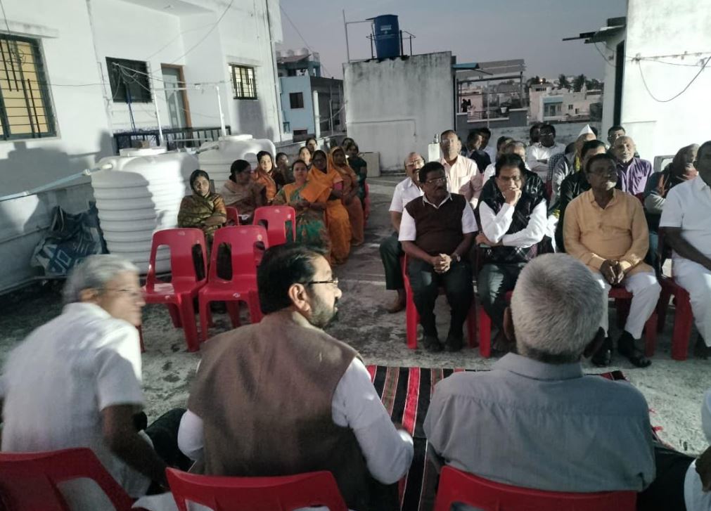 लातूर शहराच्या चौफेर विकासासाठी भाजपा व मित्रपक्षाच्या पाठीशी उभे राहण्याचे काम करावे - माजी आ.शिवाजीराव पाटील कव्हेकर