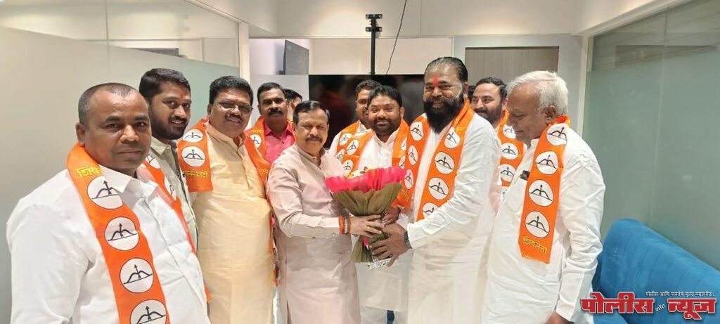 लोकाधिकार प्रमुख व्यंकटराव पनाळे यांचा शिवसेनेत प्रवेश