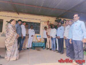 सावित्रीबाई फुले यांच्या मुळेच महिला आज मोठ मोठ्या पदावर कार्यरत आहेत - संजय दळवी