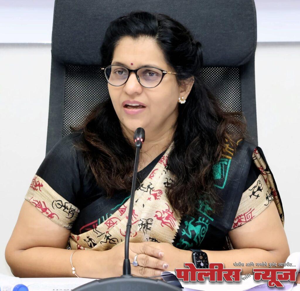 ऊर्जा संवर्धनात उत्कृष्ट कामगिरीबद्दल जिल्हाधिकारी वर्षा ठाकूर-घुगे यांना राज्य शासनाचा पुरस्कार