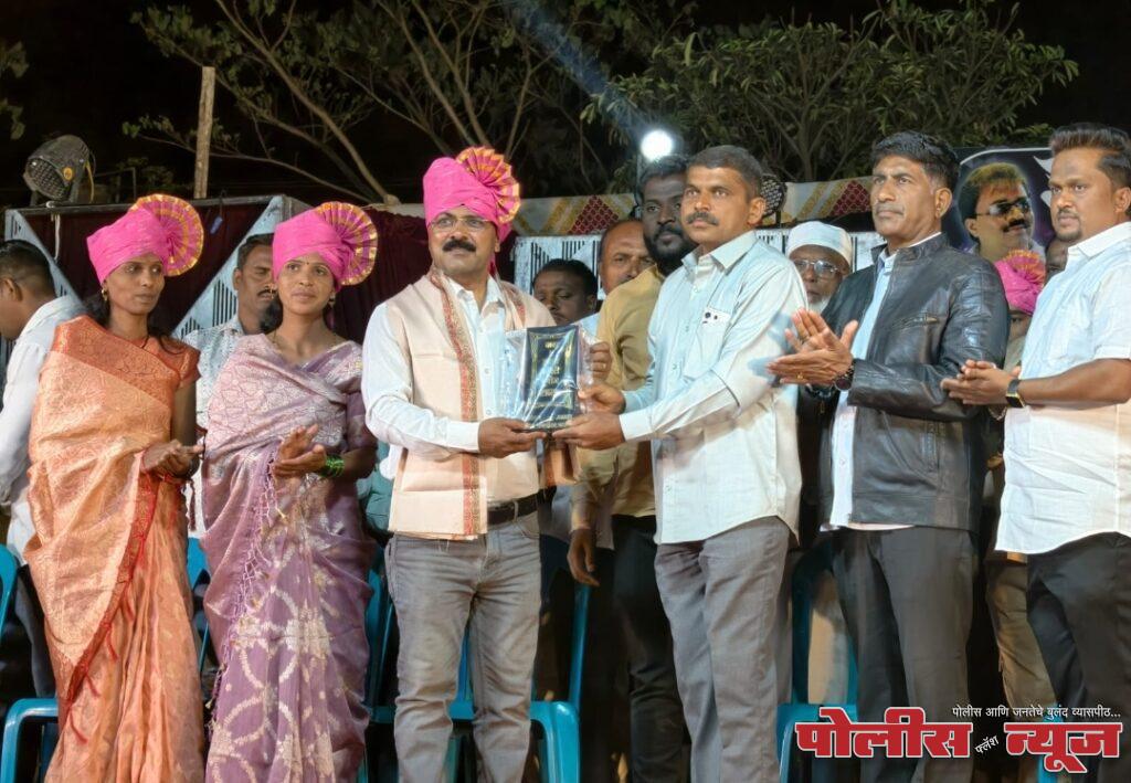 कुंभोज ग्रामस्थांच्या वतीने डॉ. शंकर पुजारी यांचा नागरी सत्कार :