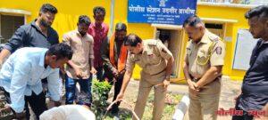 वरिष्ठ पोलीस निरीक्षक गाडे व सामाजिक कार्यकर्ते उपाध्ये यांचा वाढदिवस विविध उपक्रमांनी साजरा….