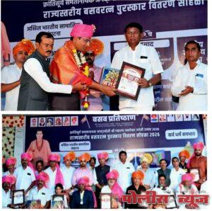 मुरूम मध्ये 12 व्या राज्यस्तरीय बसवरत्न पुरस्कार सोहळ्यात डॉ. बालाजी बिरादार यांचा सन्मान