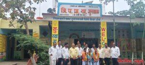 जि,प,प्रा,शाळा गुरनाळ येथे शिष्यवृत्तीधारक विद्यार्थ्यांचा सत्कार